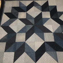 Load image into Gallery viewer, Carpenter Star Quilt