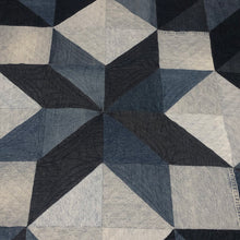 Load image into Gallery viewer, Carpenter Star Quilt