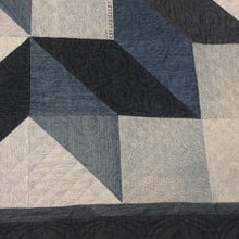 Load image into Gallery viewer, Carpenter Star Quilt
